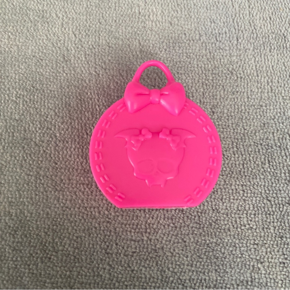 Monster High Draculaura Scaris Purse Hot Pink Skull Bow